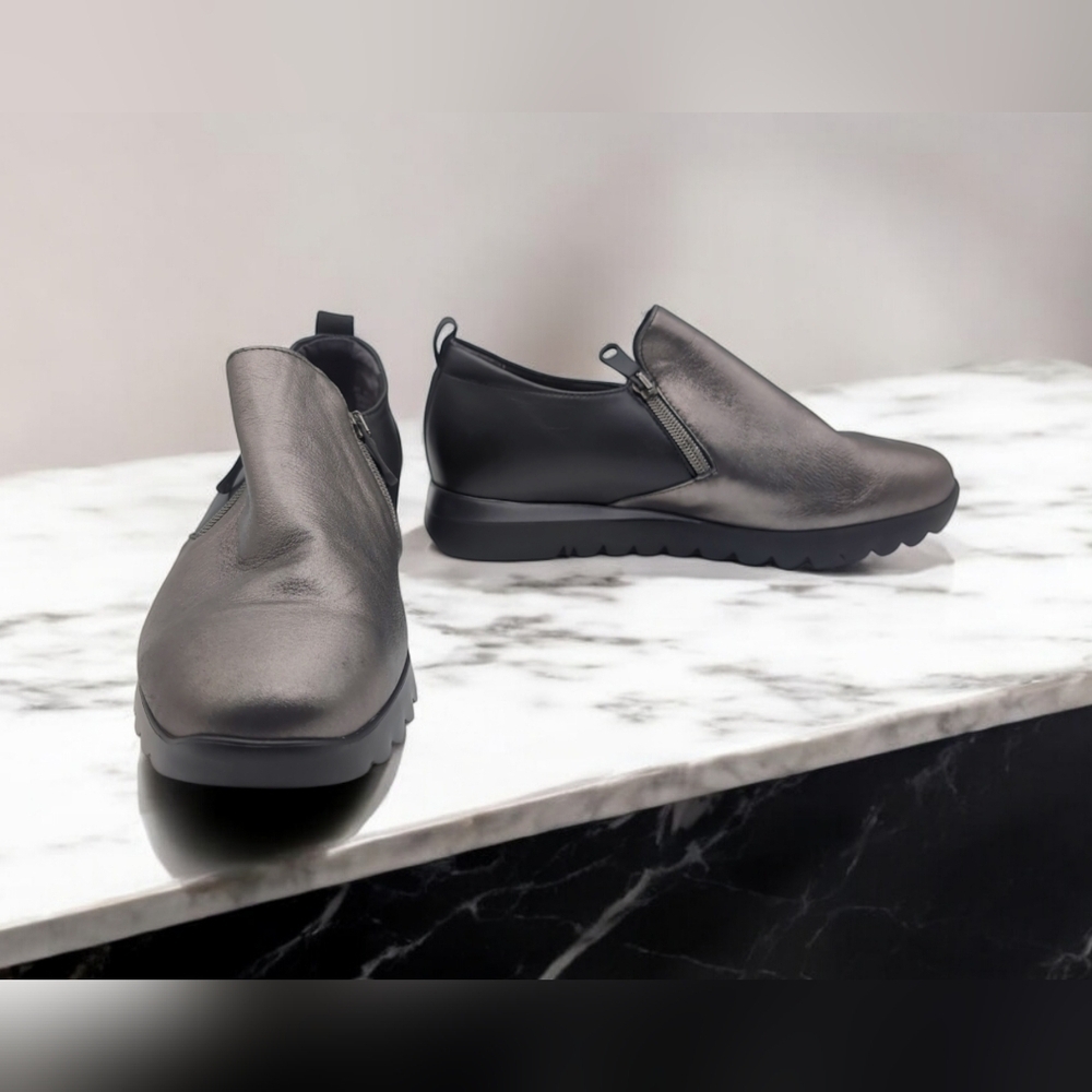 MUNRO Leather Metallic Kit Loafers Shoes sz 9 WW